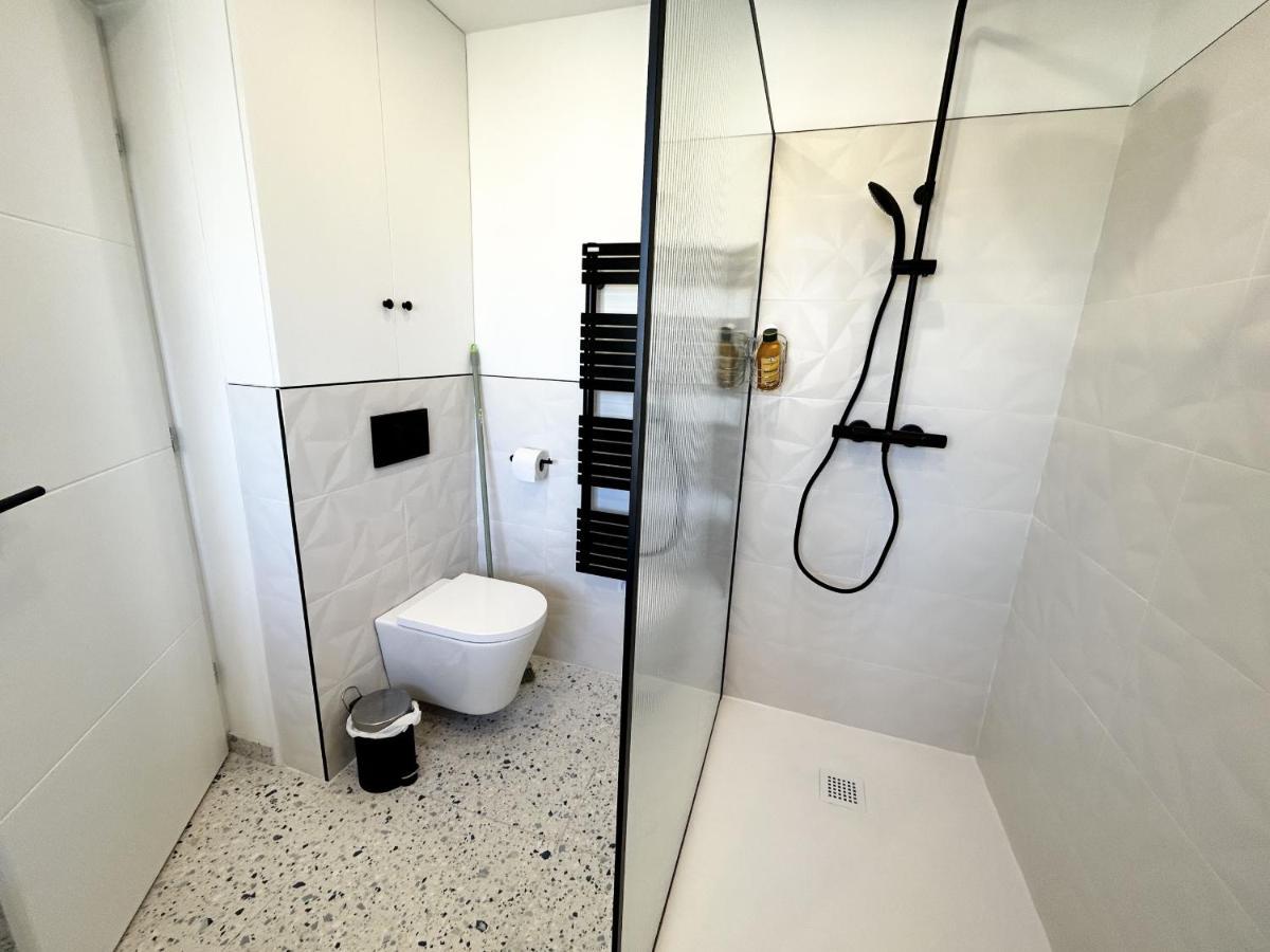 Aparthotel Riviera - Duplex Menica View- Vieille Ville - 2 Pieces Grand Confort นีซ ภายนอก รูปภาพ